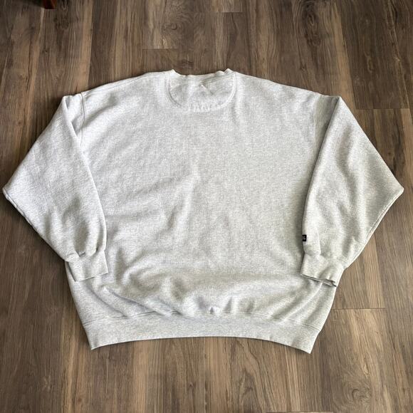 Vintage UNC Greensboro Sweatshirt Men's Size XXL Gray UNCG 1990s Worn Gray - Picture 10 of 10